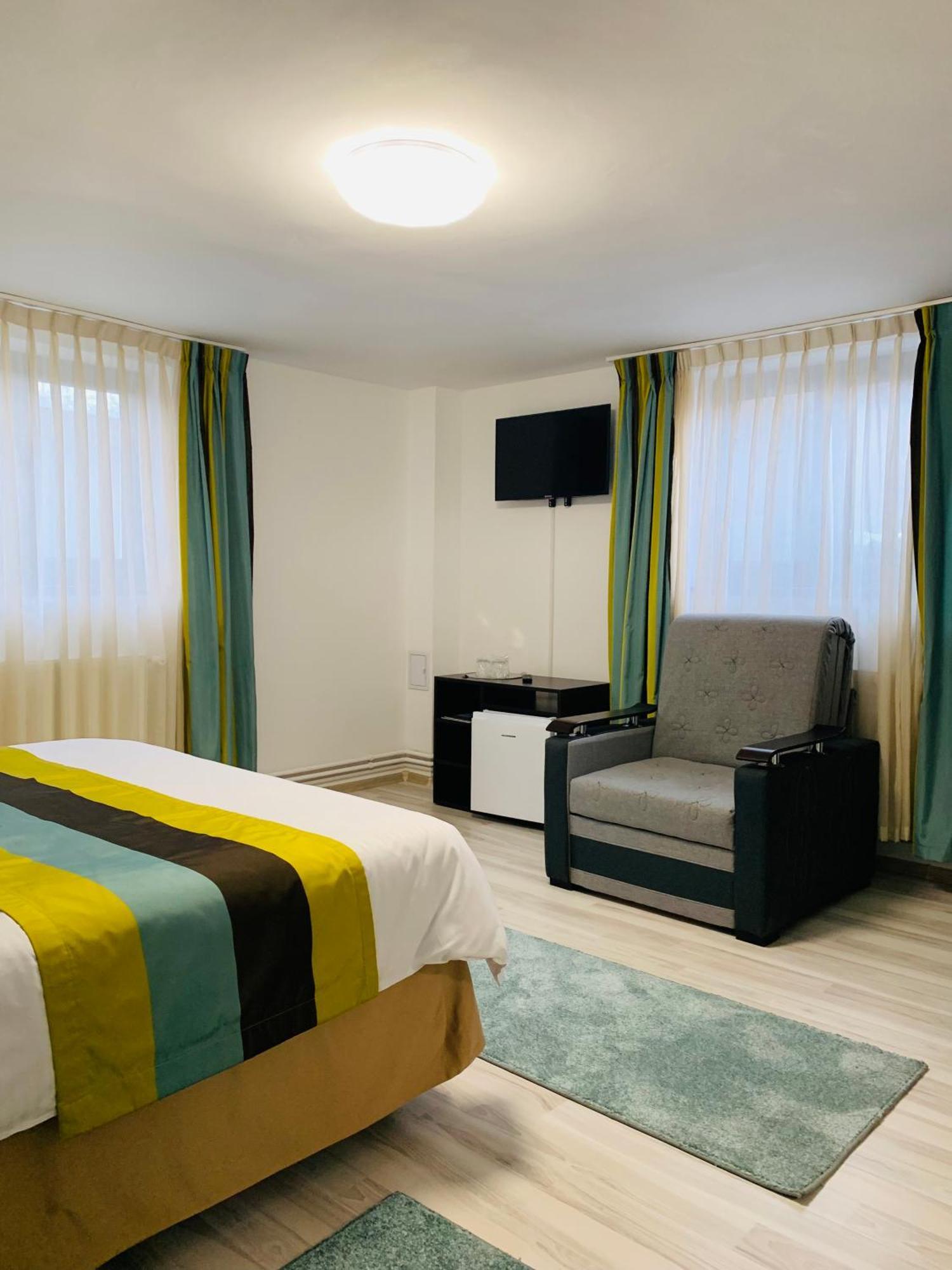 Casa Lazar Bed & Breakfast Toplita  Bagian luar foto
