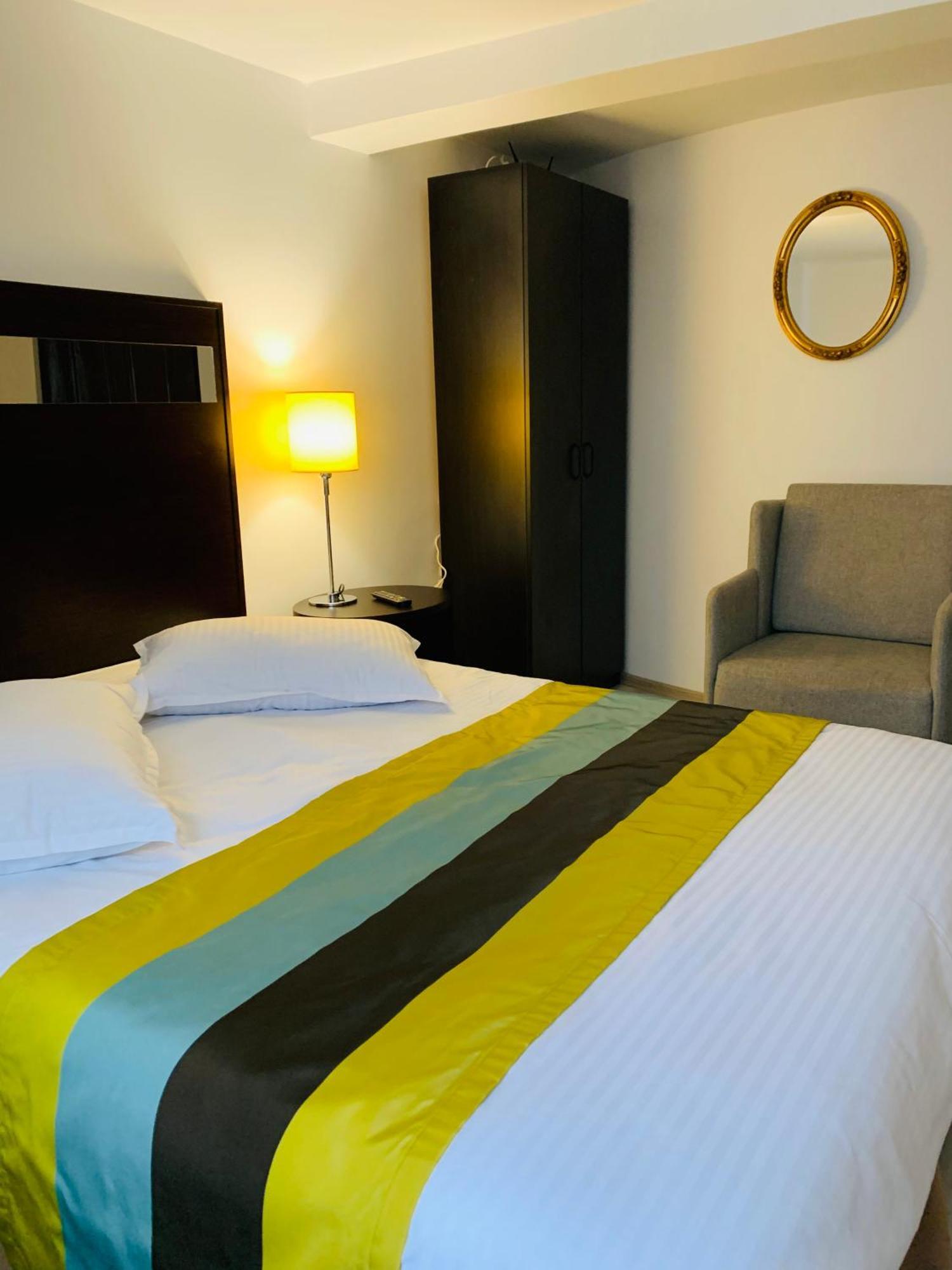 Casa Lazar Bed & Breakfast Toplita  Bagian luar foto