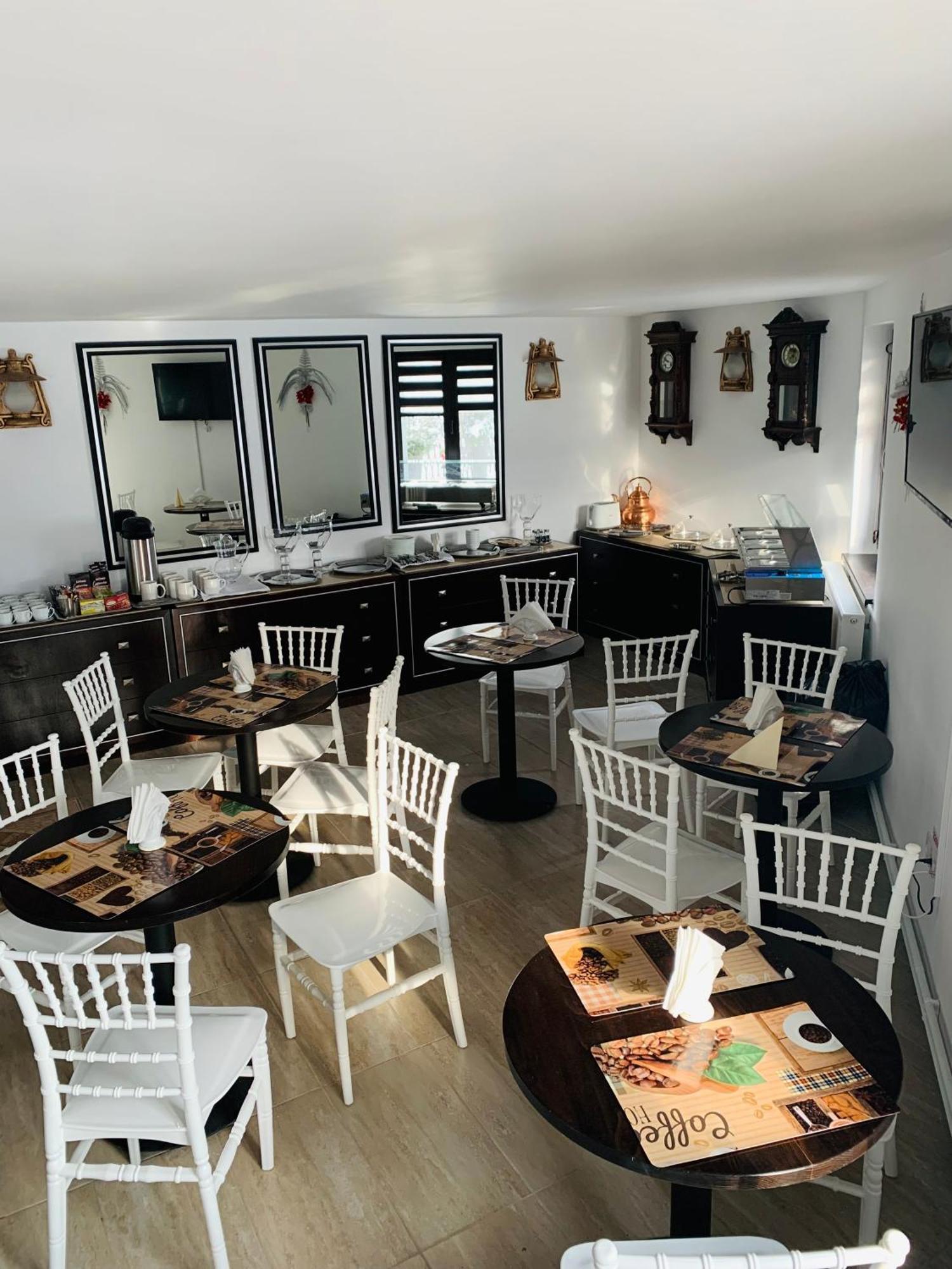 Casa Lazar Bed & Breakfast Toplita  Bagian luar foto