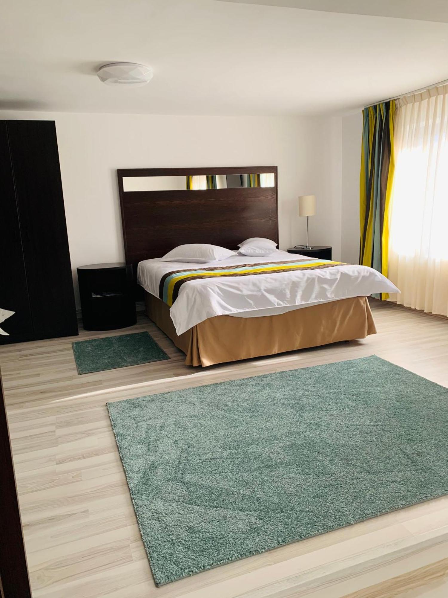 Casa Lazar Bed & Breakfast Toplita  Bagian luar foto